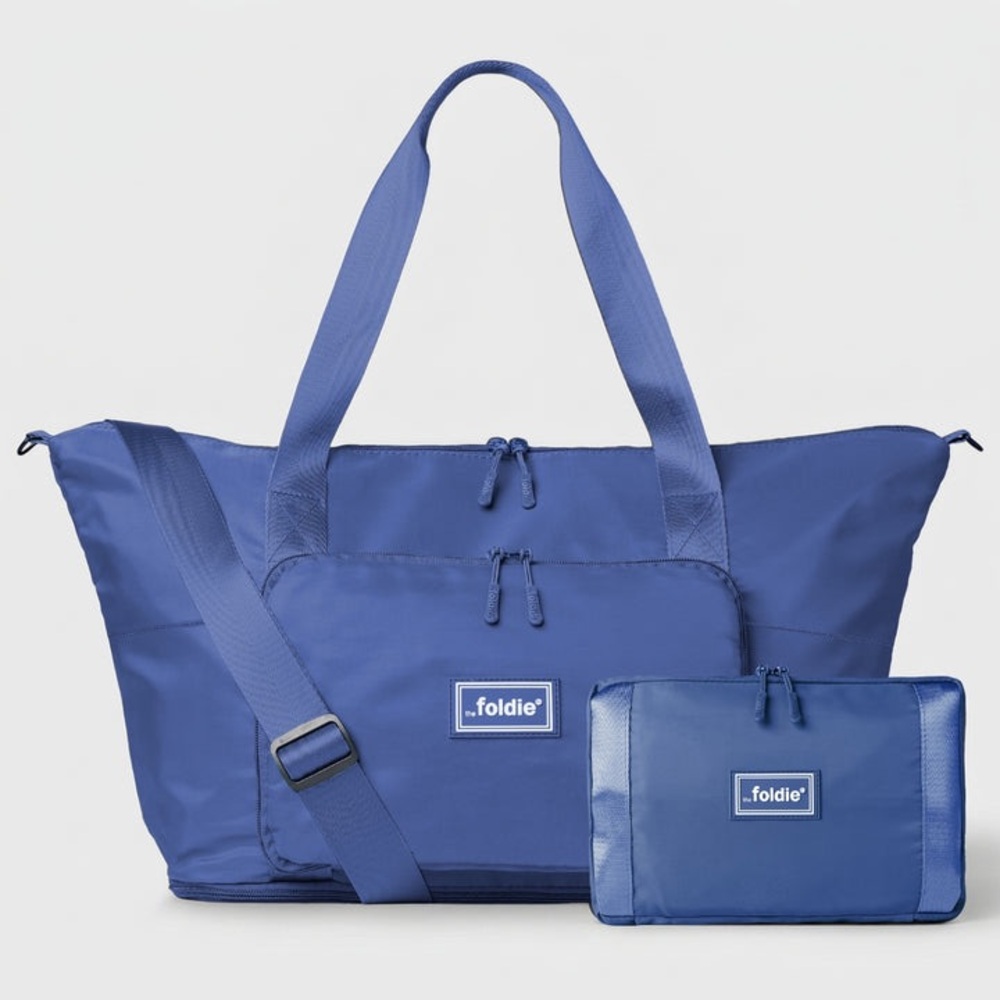 Foldies- like new.  Blue Travel Tote Bag with Detachable Pouch